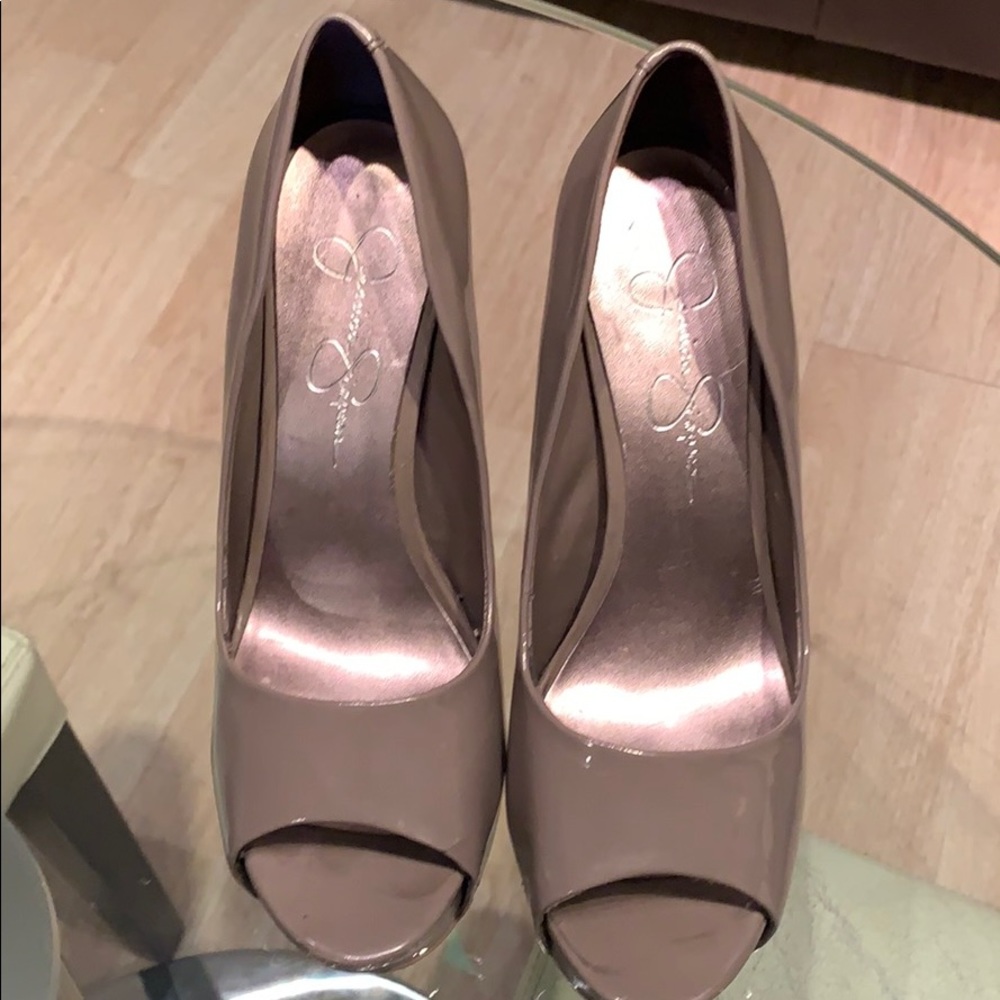 Shoes heels